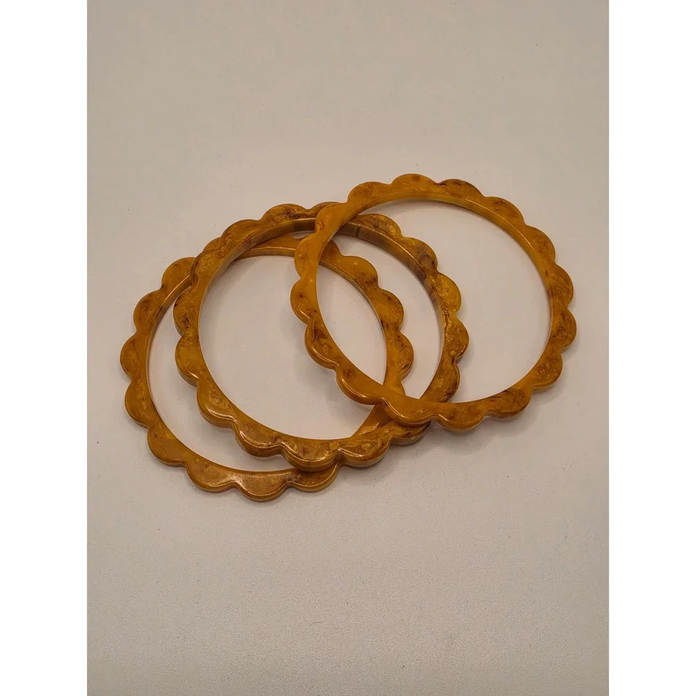 Vintage Butterscotch Marbled Scalloped Bangle Bracelet Set of 3 Retro Bakelite